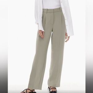 Aritzia The Effortless Pant